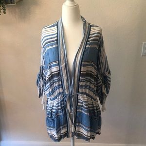 Gap stripped kimono